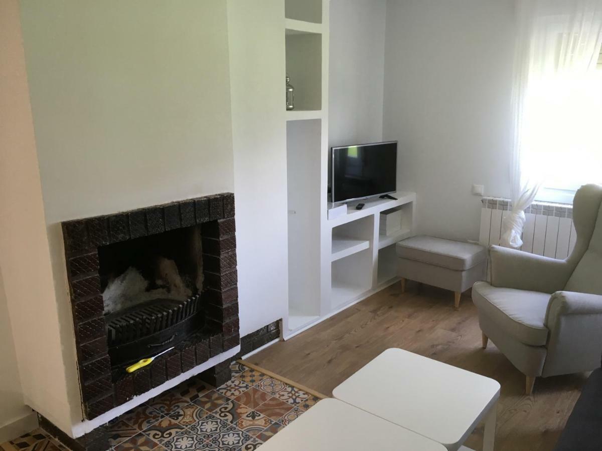 Ventana Al Pirineo Apartment Jaca Exterior photo